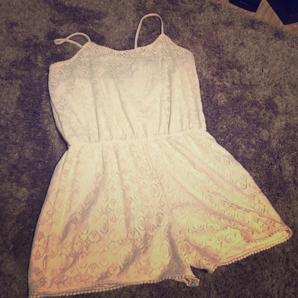 Crocheted cream romper- Mossimo