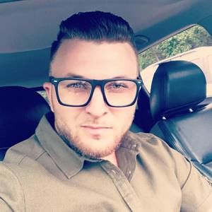 Meet your Posher, Alive