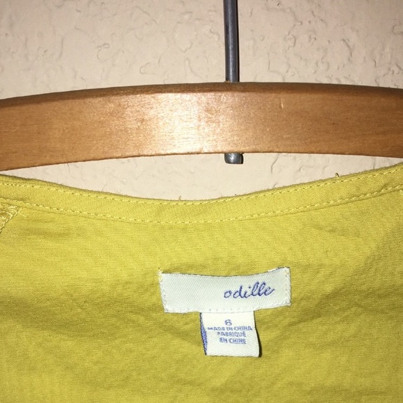 SOLD - Odille chartreuse twist blouse size 6 - Picture 2 of 3