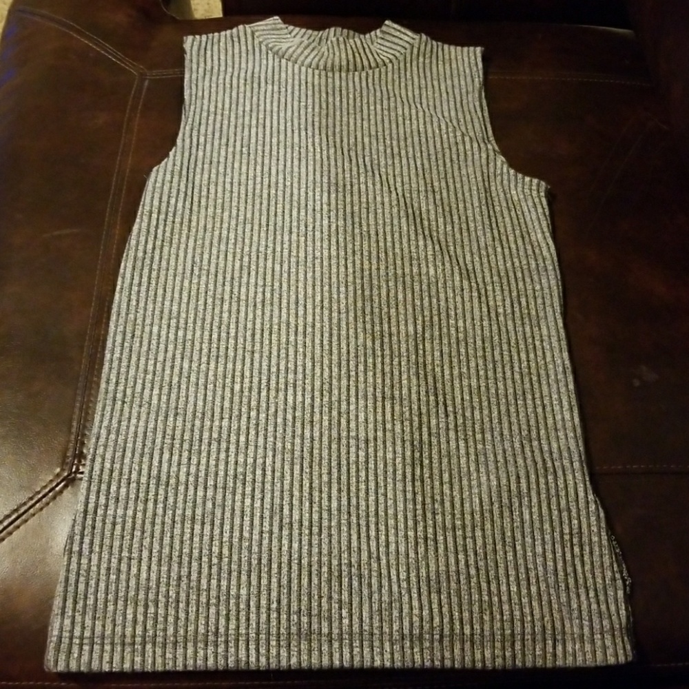 High neck tank