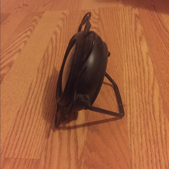 Clock - Picture 2 of 2