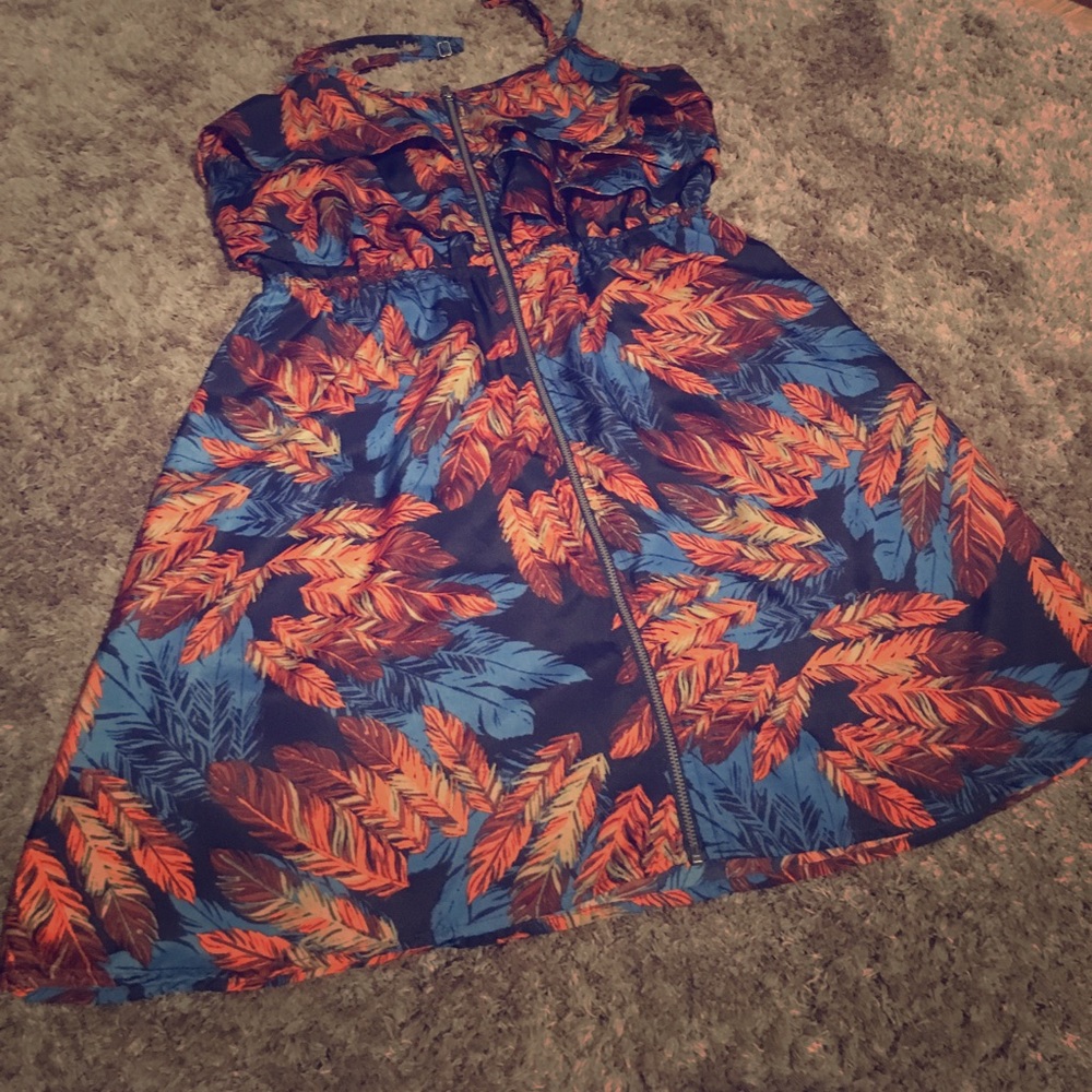 Feather print midi dress- Exhilaration