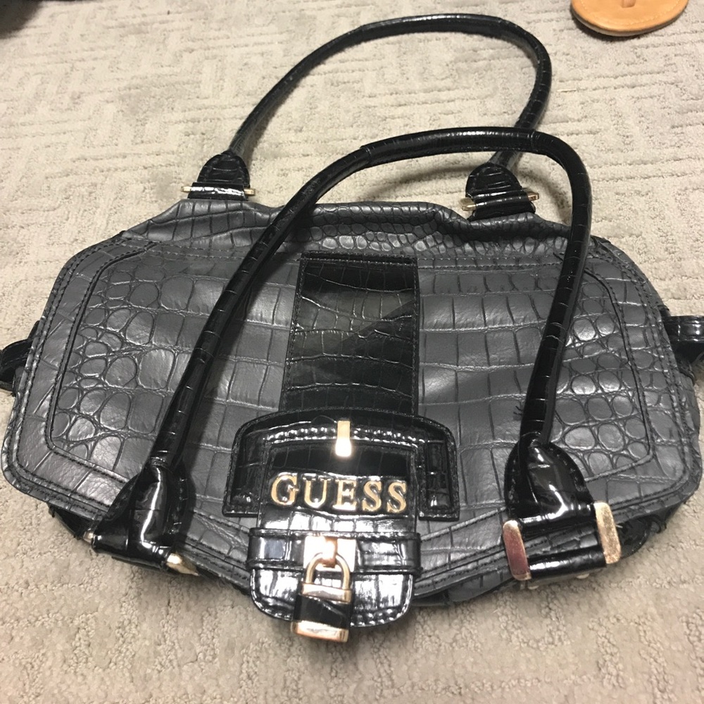 Black guess purse