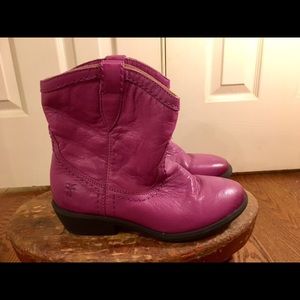 Carson Pull on Toddler Shortie Boot in Berry