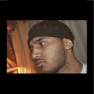 Meet your Posher, Cesar