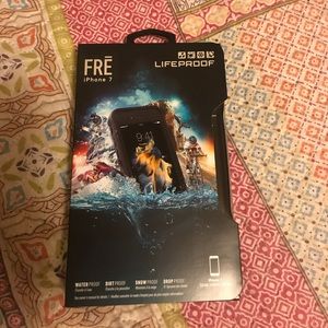 IPhone 7 LifeProof Box