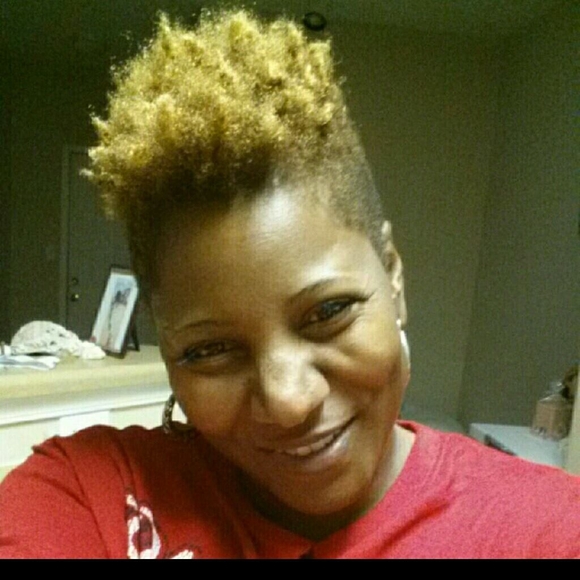 Meet your Posher, Sherri - Picture 1 of 1