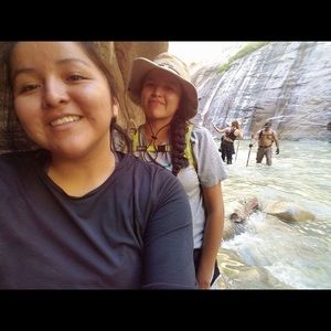 Meet your Posher, Cameron