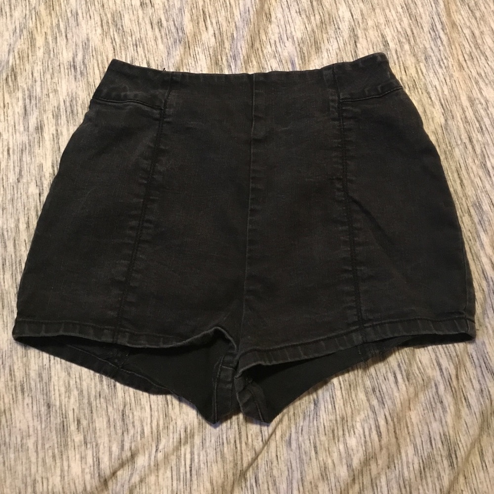 Kimchi Blue high waist shorts