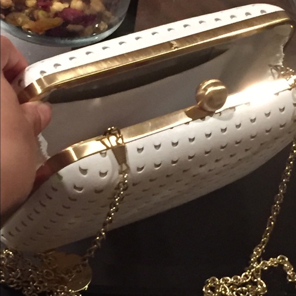 Handbag - Picture 2 of 3