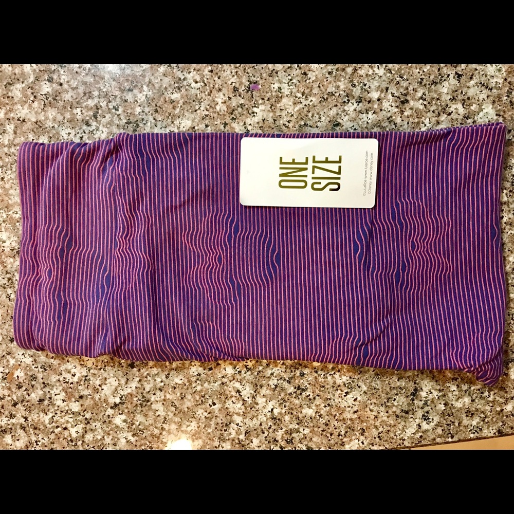 One Size LuLaRoe Disney "Hidden Minnie" leggings