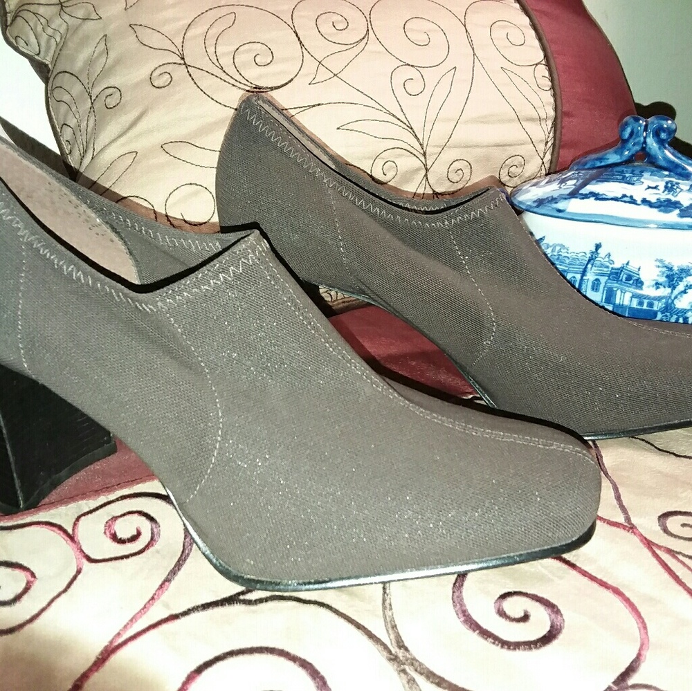 Womens shoes