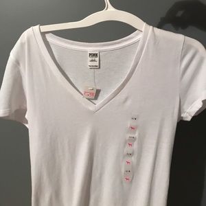 White v neck shirt