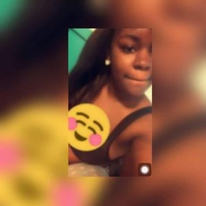 Meet your Posher, Lanaisha