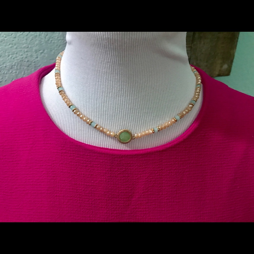 Women's Beautiful Handcrafted Necklace NWT