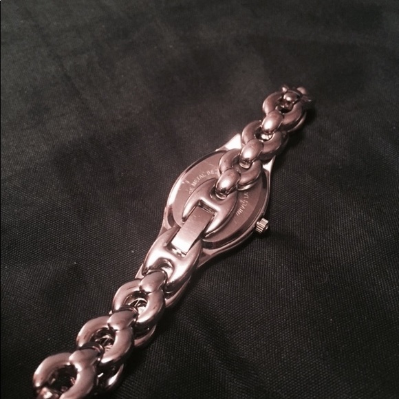 watch - Picture 6 of 7