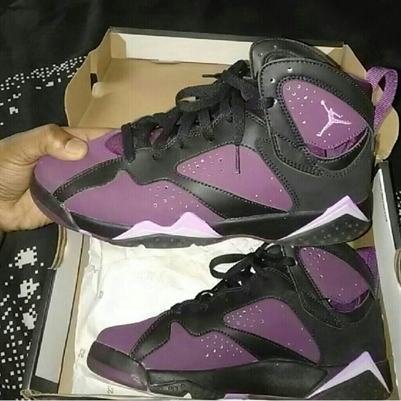 BACK BY POPULAR DEMAND RETRO'S 7 Jordan's - Picture 3 of 4