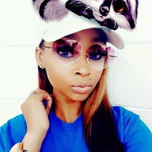 Meet your Posher, Tanisha