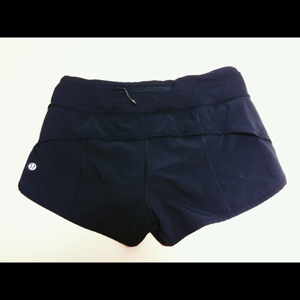Black Lululemon running shorts
