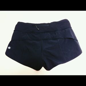 Black Lululemon running shorts