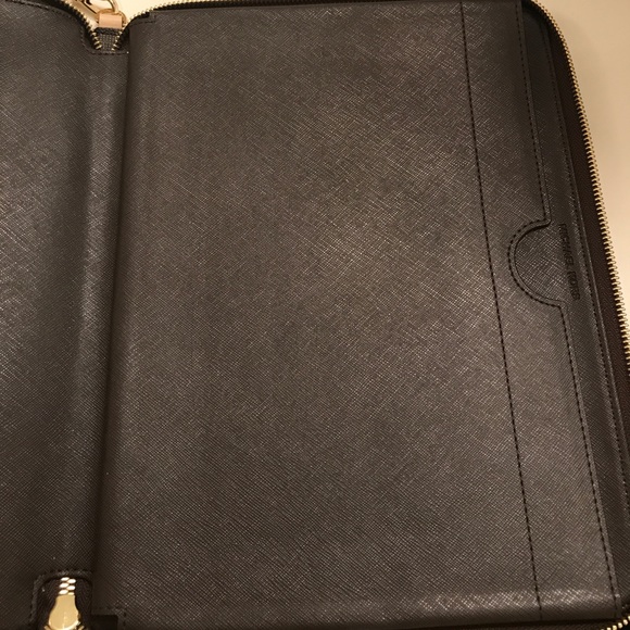 MK multi functional case - Picture 4 of 4