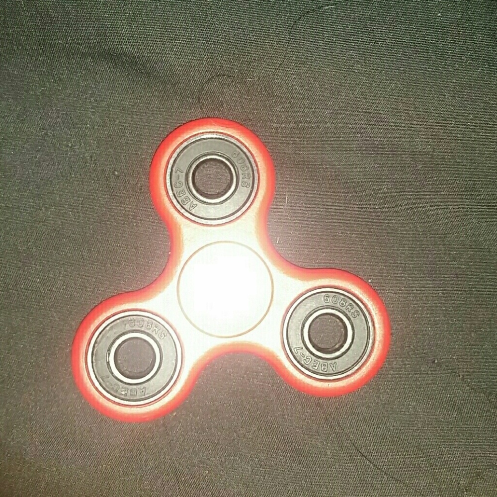 Fidget spinner
