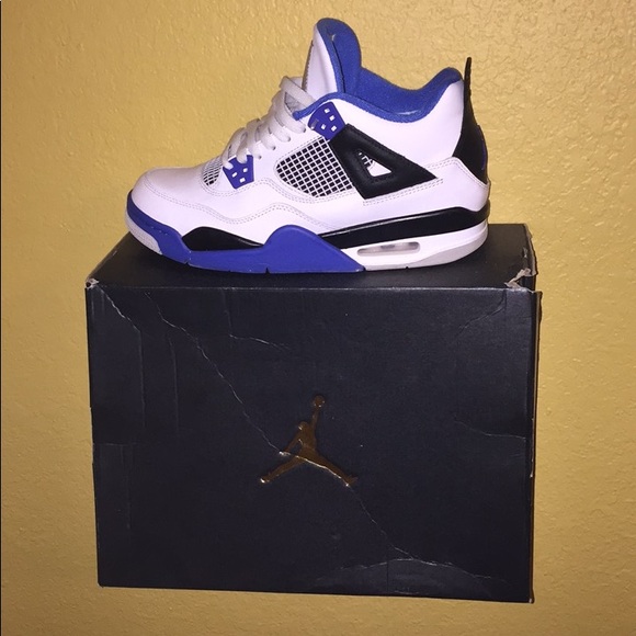 Jordan 4's - Picture 1 of 1