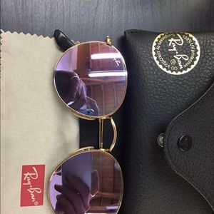 Ray-Ban Lennon Shades