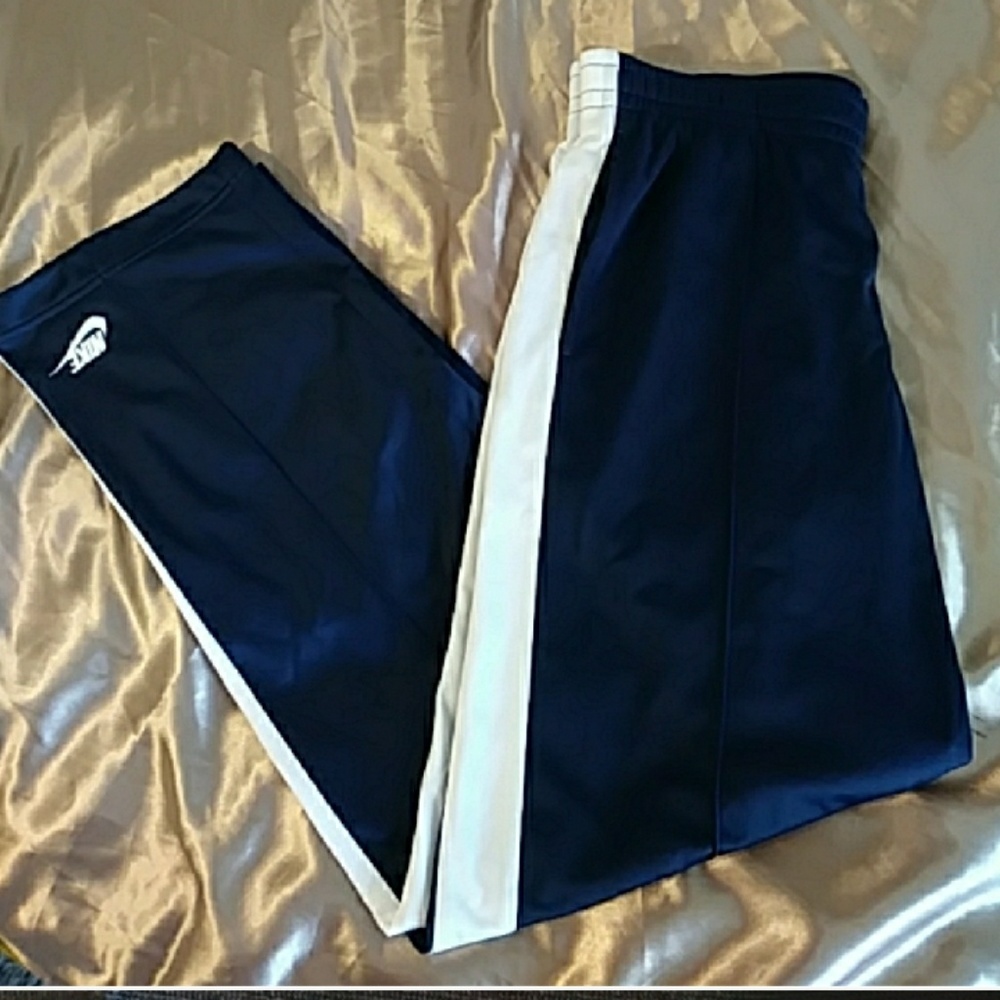 Nike sweat athletic pants