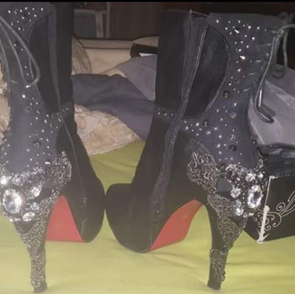 Hades womens size 10 boot