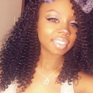 Meet your Posher, Robyn