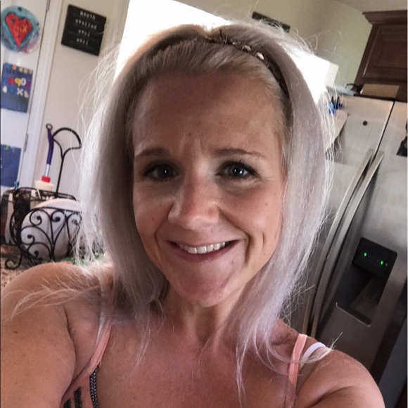 Meet your Posher, Kim - Picture 1 of 1