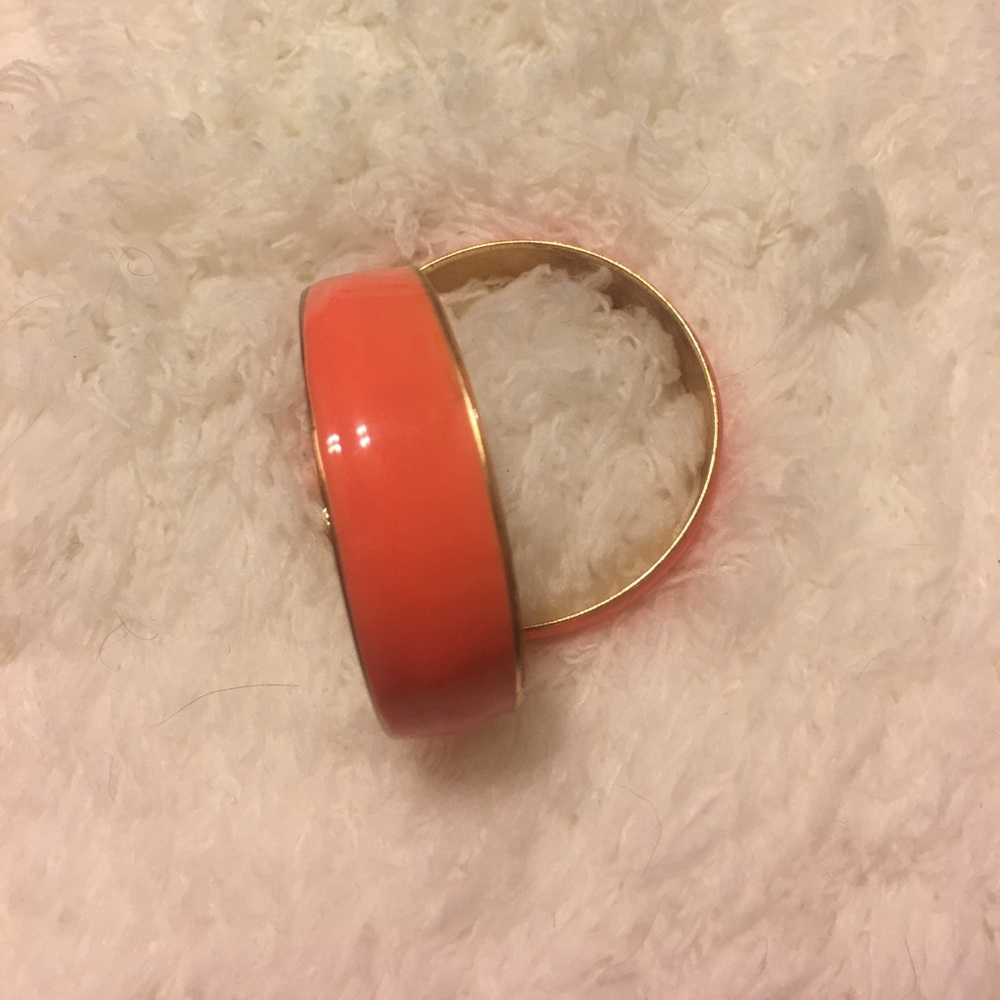 Salmon and gold hoop earrings