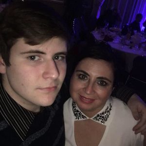 Meet your Posher, Dhurata