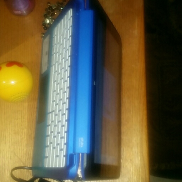 HP STREAMX360 - Picture 3 of 4