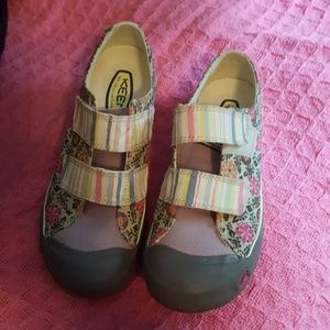 Keen mary jane shoes.