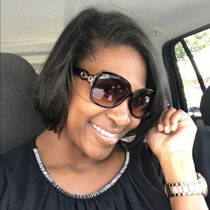 Meet your Posher, Lakeisha