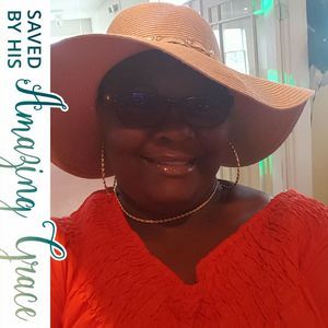 Meet your Posher, Tara