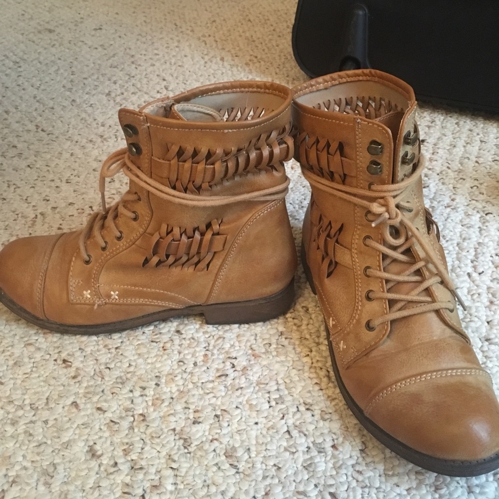 PERFECT FALL BOOT!