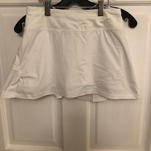 Lululemon white back pleated running skirt