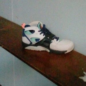 Meet your Posher, Elijah