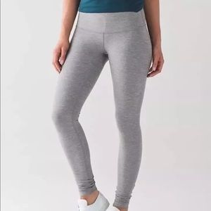 Lululemon 🍋 Wunder Under CROP leggings - Size 4