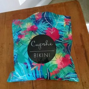 Brand New never been worn Cup She Lemon bikini