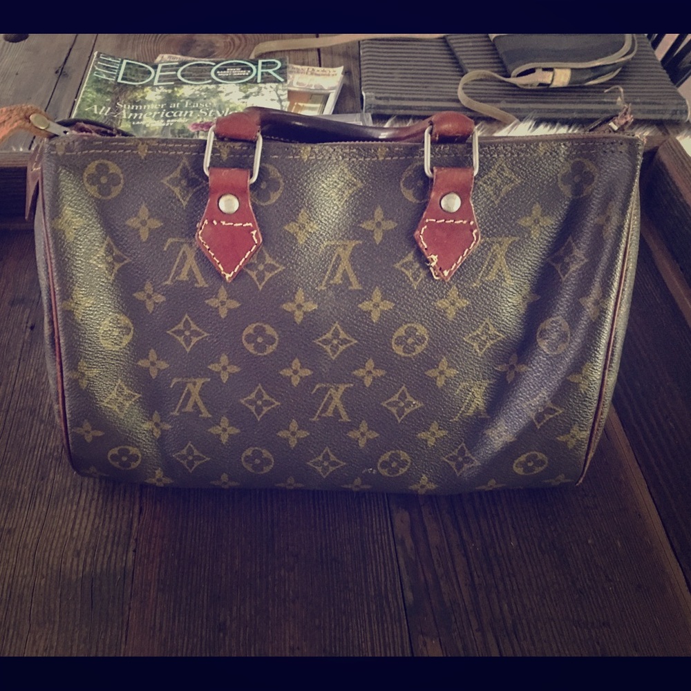 AUTHENTIC LOUIS VUITTON SPEEDY 30 MONOGRAM