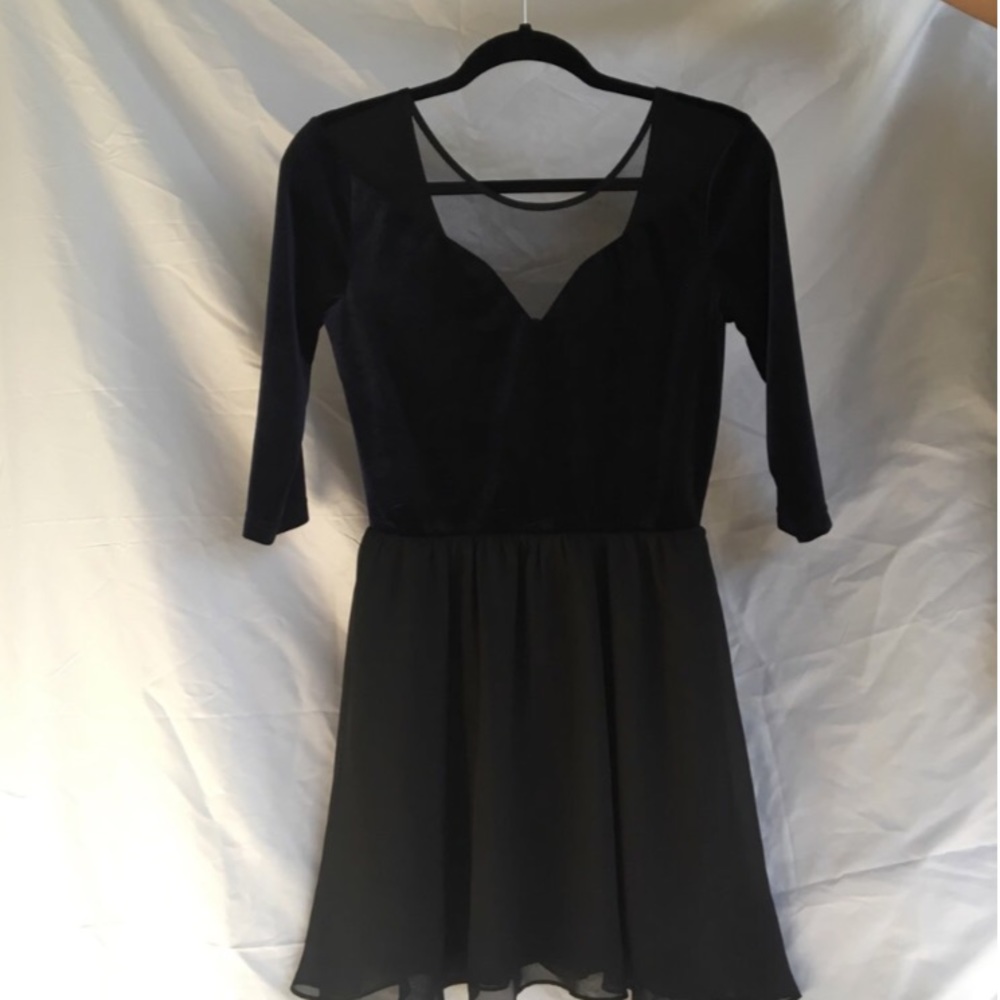 👗 VELVET SKATER DRESS 👗