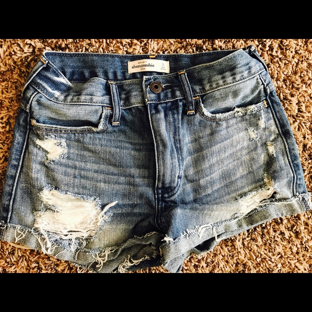 BRAND NEW - abercrombie girls short shorts