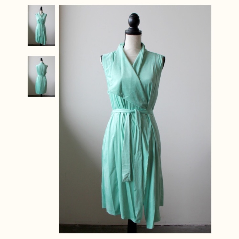 Destiny 101 MINT MICRO-SUEDE WRAP PLUS SIZE VEST - Picture 2 of 3
