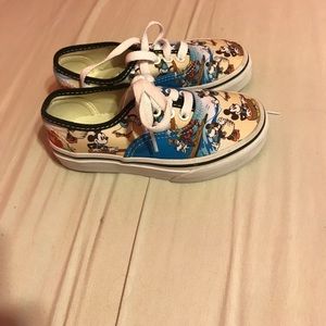 Kids vans size 10.5