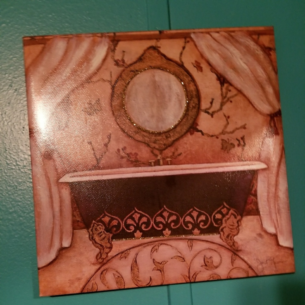 A bathroom decoration