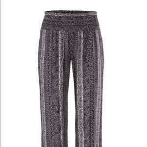 CABI FLOWY PANTS